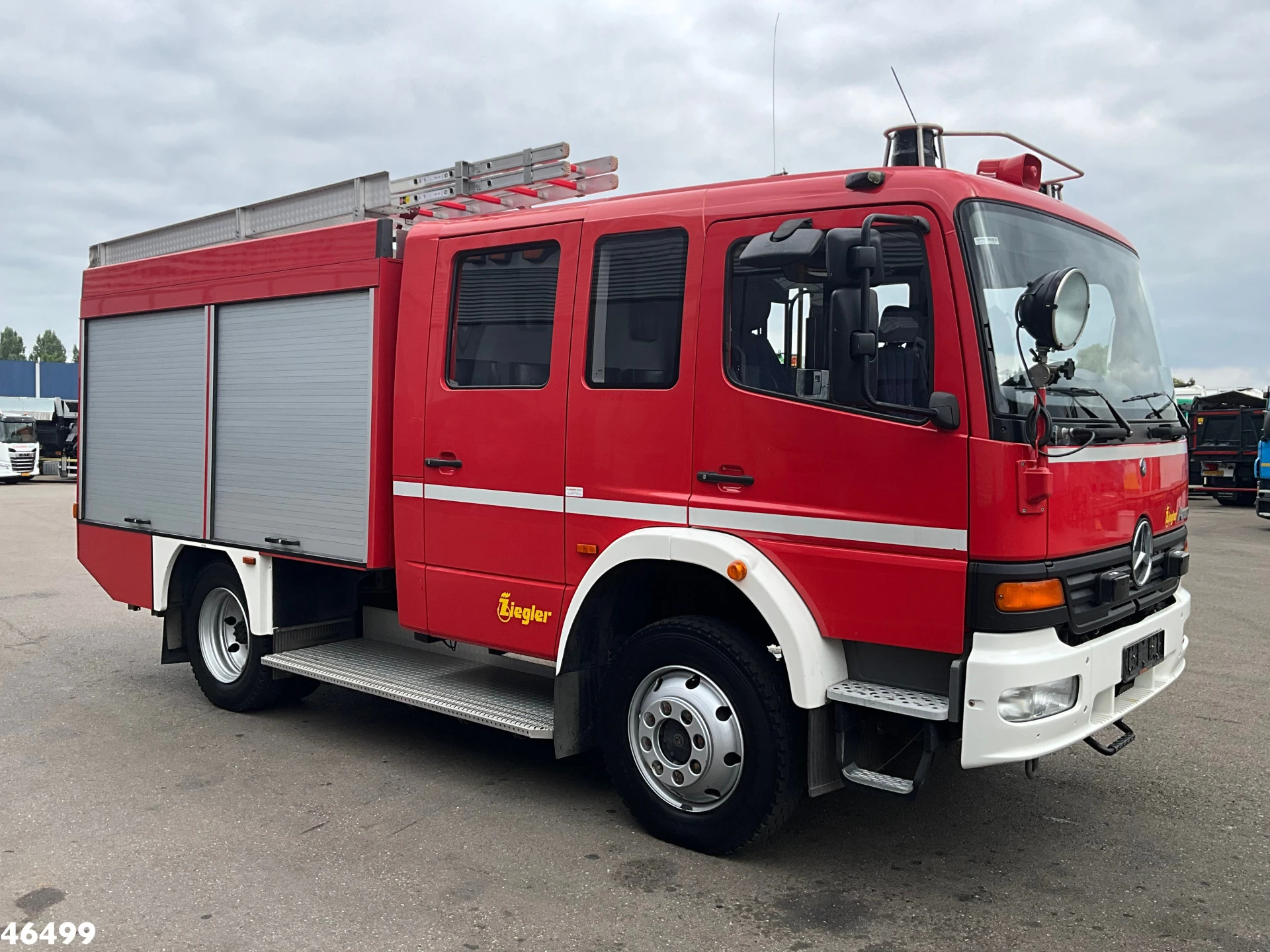 Mercedes-Benz Atego 2002 - 918 4x4 ZIEGLER Brandweer / materiaalwagen Just 17.693 km! afbeelding 5