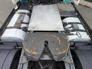Volvo FH 2018 - 13.420 EURO 6 FULL SPOILER 2X TANKS ONLY 665.000 KM TOP CONDITION NL-TRUCK immagine 18