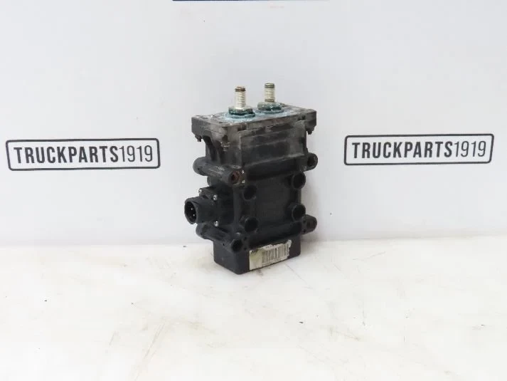 Iveco - Electrical System Accu hoofdschakelaar Iveco afbeelding 1