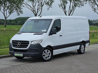 Mercedes-Benz Sprinter 2021 - 319 image 2
