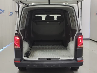 Volkswagen Transporter 2022 - 2.0TDI L2/H1 Dubbele Cabine Euro 6! image 6