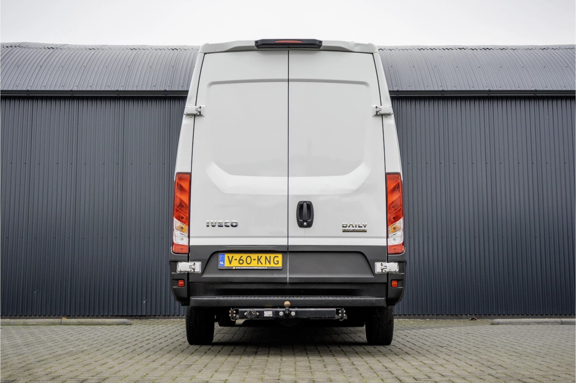Iveco Daily 2021 - **35S14V 2.3 L2H2 | Automaat | Euro 6 | Cruise | Climate | 3500 KG Trekgewicht | Trekhaak** image 7