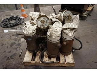 Hyva Hydraulic power pack | with 6 cilinders| 200 Bar |  lifting cap. 80 tons|used for lifting bridge for heavy trucks.. 2024 - N/A immagine 12