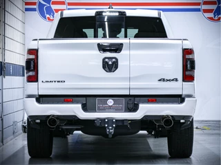 Dodge Ram 1500 2024 - Crew Cab Limited Night Edition Rambox obrazek 4