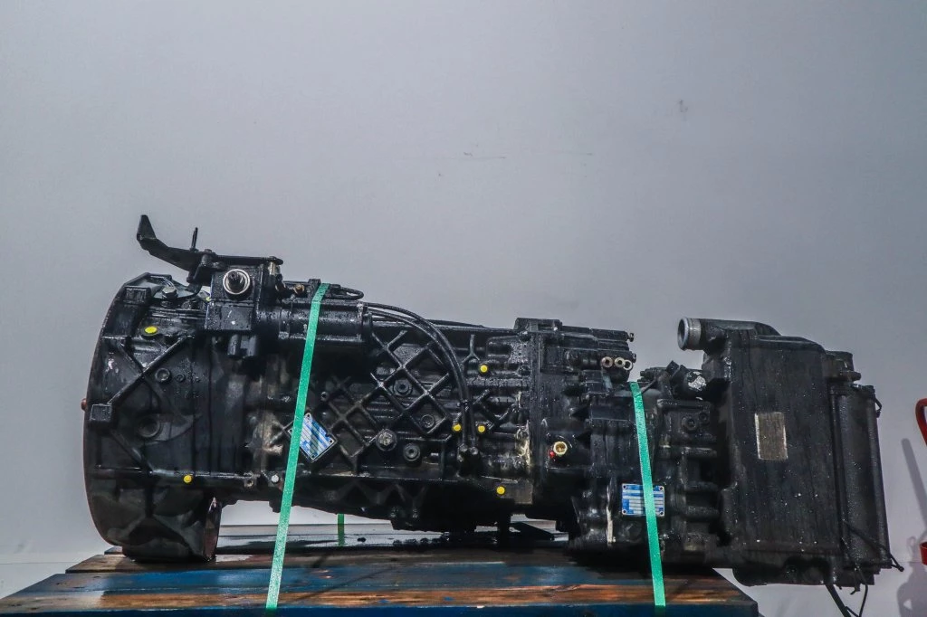 ZF 2009 - 16S2521OD+INT2 81.32004-6010 afbeelding 1