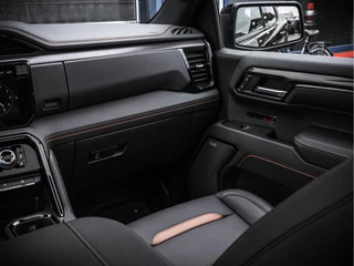 GMC Sierra 2024 - 1500 AT4 obrazek 15