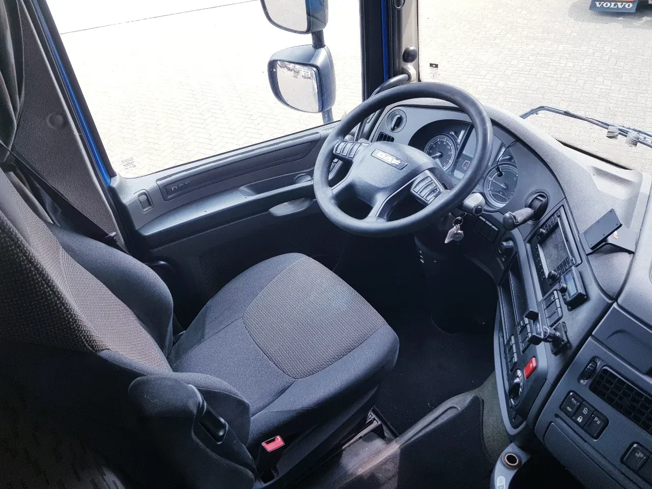 DAF XF 410 2014 - FT trekker Bild 9