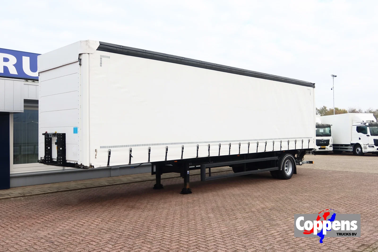 Trailer 2020 - N/A City trailer Schuifzeil +Dhollandia 2500 kg. Stuuras image 1