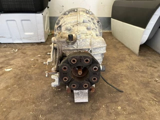 Mercedes-Benz Sprinter - versnellingsbak Handgeschakeld A9062602301 imagen 2