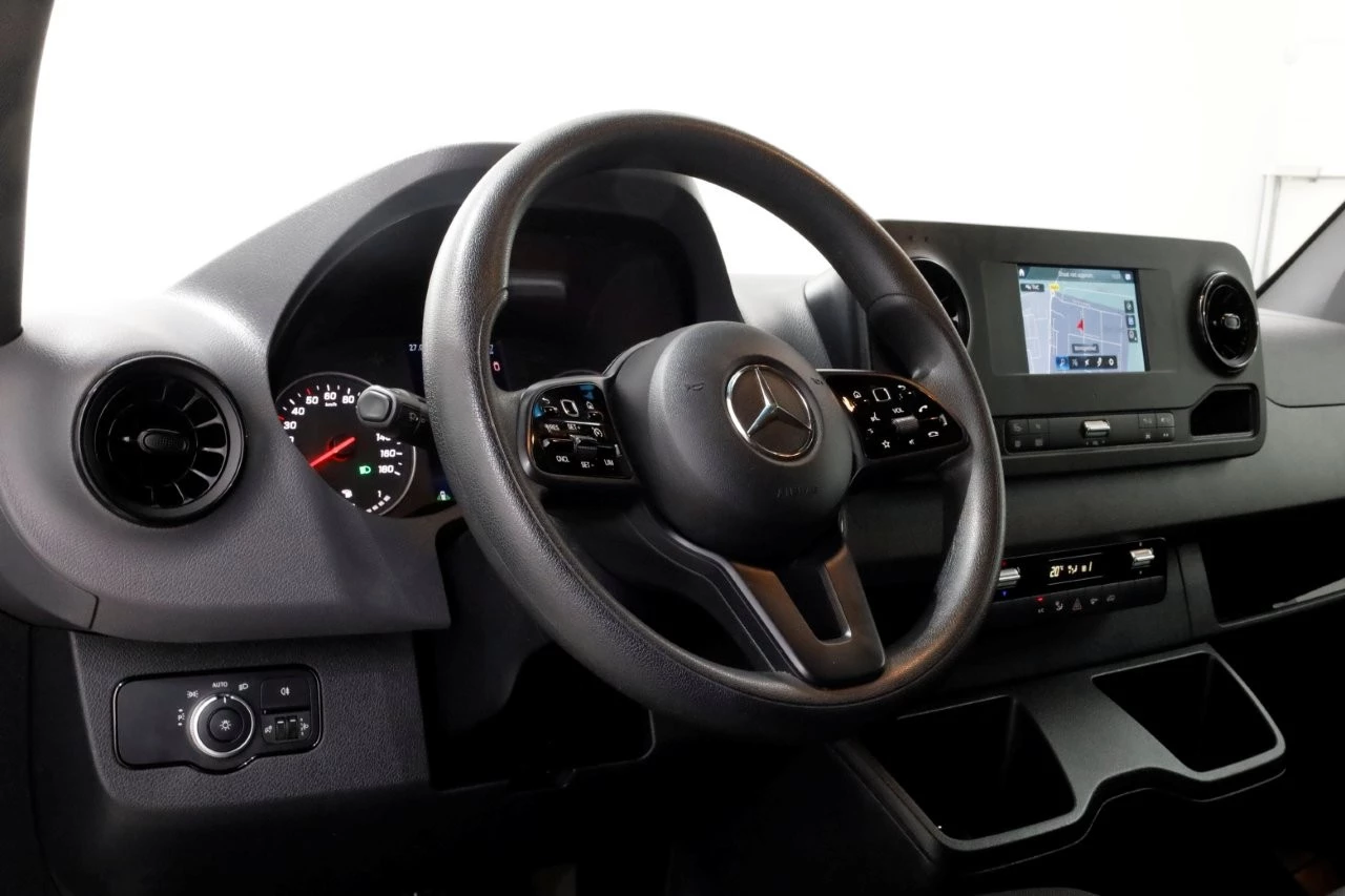 Mercedes-Benz Sprinter 2020 - 516 CDI 163pk 7G Automaat L2H2 Airco/Camera/Trekhaak 3500kg 08-2020 zdjęcie 12