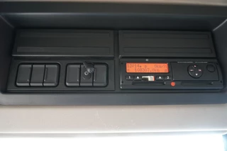 DAF LF 220 FAG 2016 - Terberg Vuilniswagen achterlader Euro6 image 19