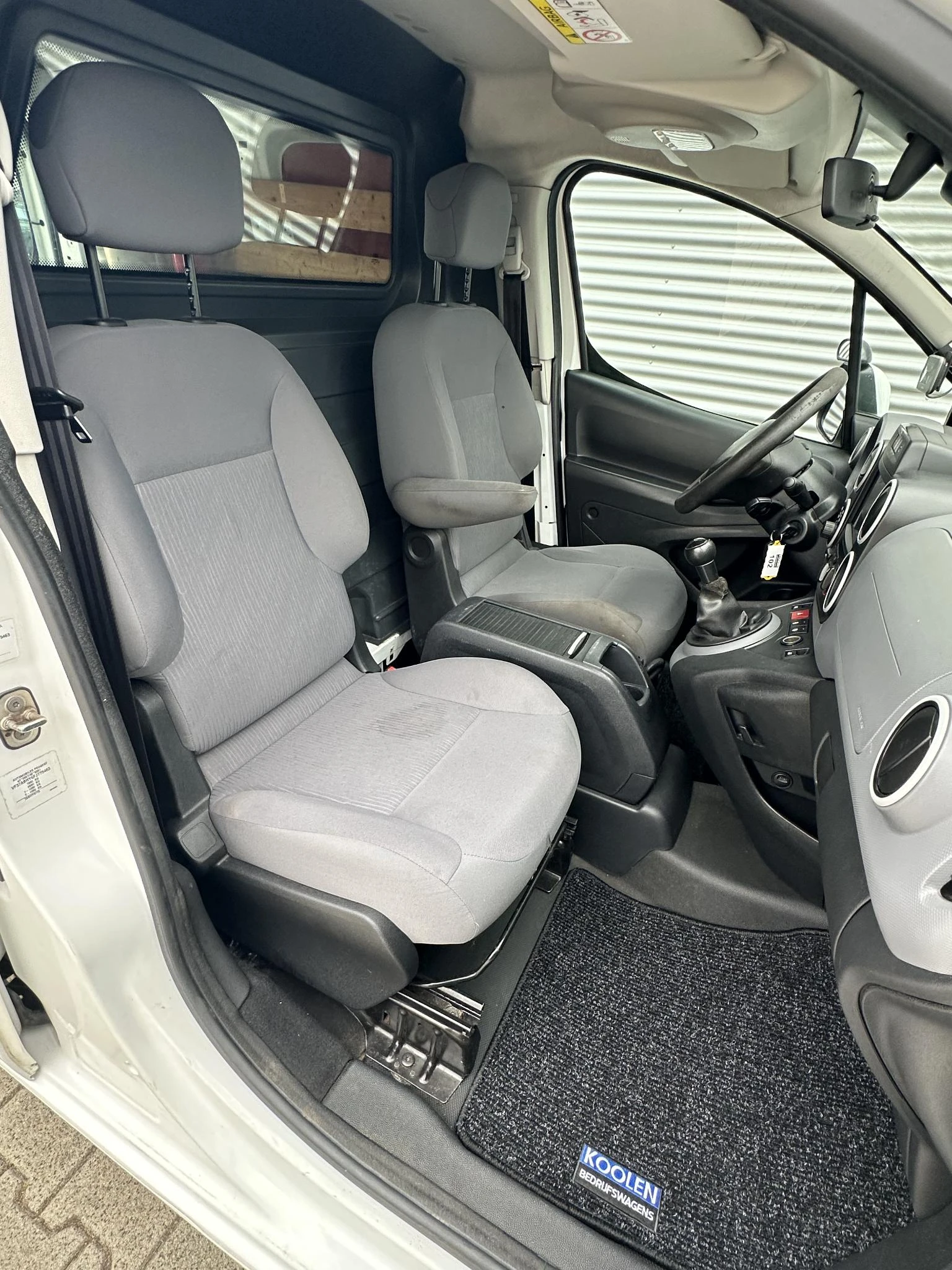 Peugeot Partner 2015 - 120PK 1.6 BlueHDi 100 L1 4x4 Dangel MARGE afbeelding 4