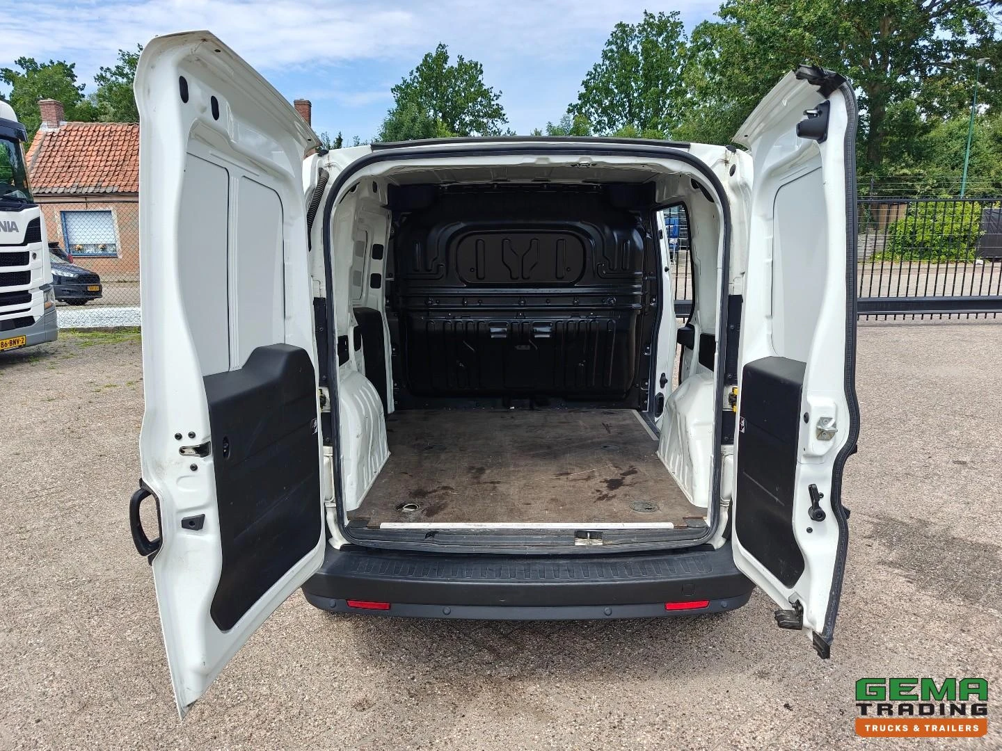 Fiat FIAT DOBLO' 2019 immagine 5