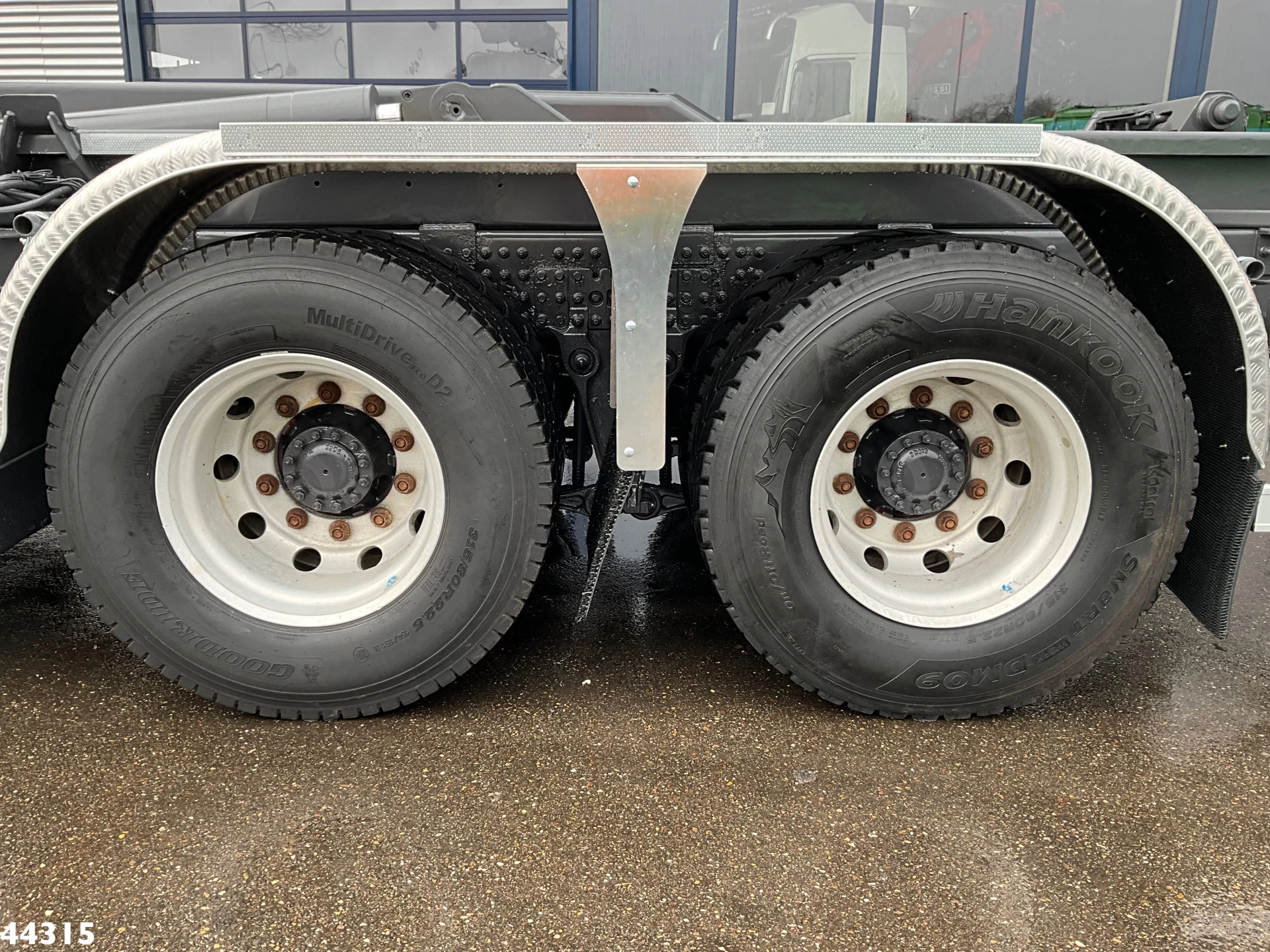 Volvo FMX 540 8x4 Euro 6 Hiab 28 Tonmeter laadkraan 2014 afbeelding 11