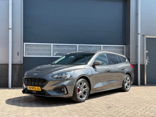 Ford Focus 2019 - Wagon 1.0 Vignale ST-Line bj.2019 Camera|Navi|Pdc|Trekhaak. te koop