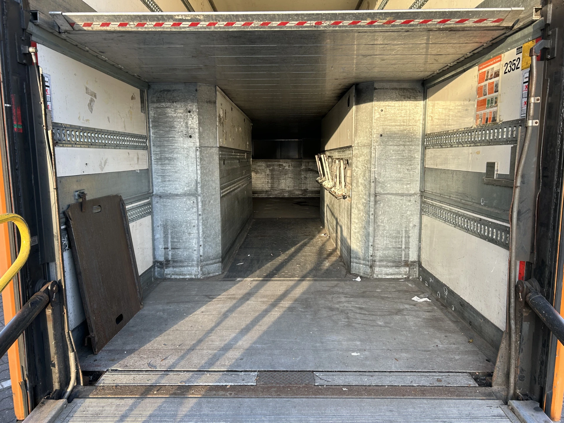 BURGERS 0 DGPL 2014 - / Double Stock / Race Trailer afbeelding 3