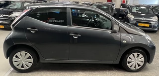 Toyota Aygo 2016 - 1.0 VVT-i x-now 2e Eigenaar - NAP - Cruise - Airco bild 13