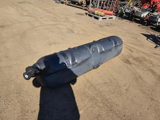 Schmitz Cargobull tank for fridge unit plastic light weight. 2014 - N/A obrazek 1