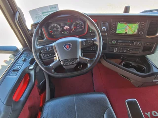 Scania R 2020 - R520 V8 NGS Lowroof 6x2 - Custom interior - Retarder - Full air - "Liverpool Edition" bild 12