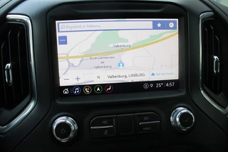 GMC Sierra 2021 - AT4 6.2L 8- Cil LPG Head UP LED 51.817 KM 1e eigenaar изображение 3