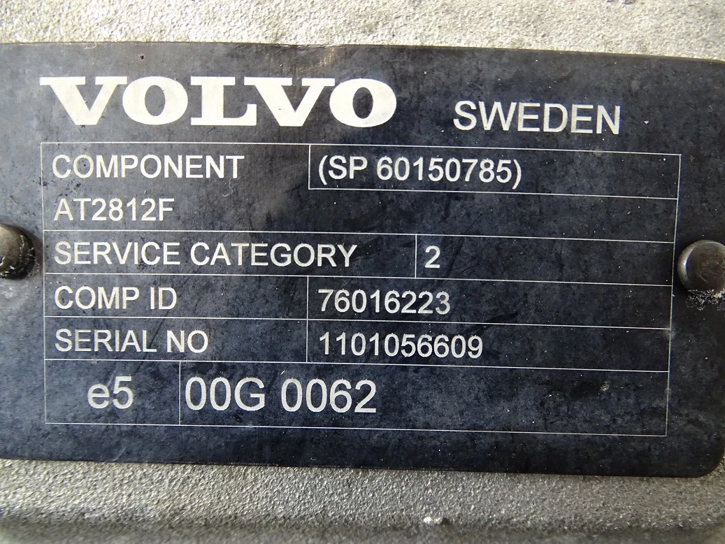 Volvo 2021 - AT-2812-F imagen 2