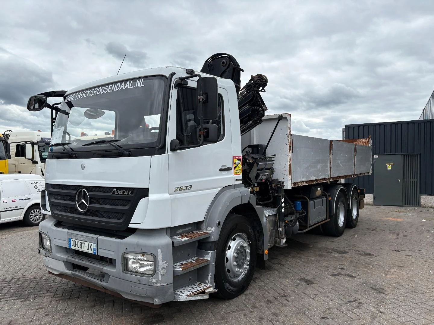 Mercedes-Benz Axor 2008 zdjęcie 11