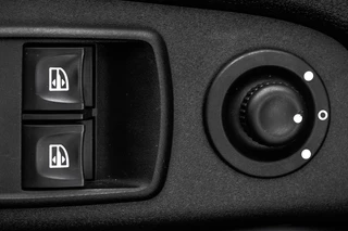 Renault Trafic 2018 - Passenger **1.6 dCi 9-Pers L2H1 | Incl. BPM, BTW vrij | R-Link | Navi | A/C | Cruise | PDC | MF Stuur | Start / Stop** bild 26