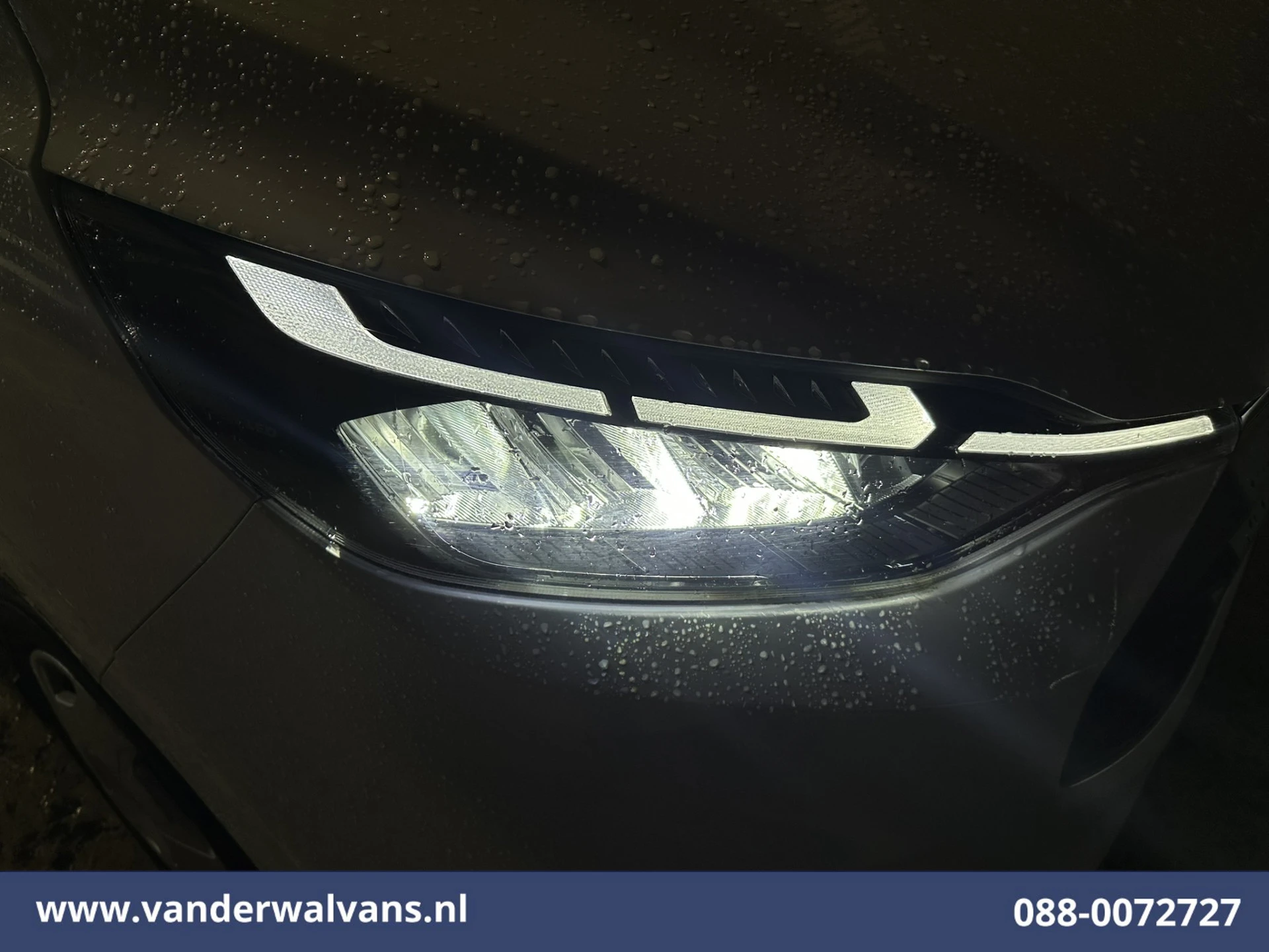 Ford Transit Custom 2024 - 2.0 TDCI 111pk L1H1 Euro6 Airco | Camera | Apple Carplay | LED | Cruisecontrol obrázek 3