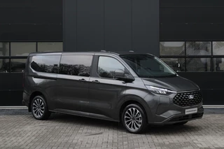 Ford Tourneo Custom 2025 - 340 2.5 PHEV L2H1 Titanium X 232pk | 2x Schuifdeur | ACC | 360 camera | Leder | Navi | Verwarmd stuurwiel | 19" LM velgen | Rijklaar image 3
