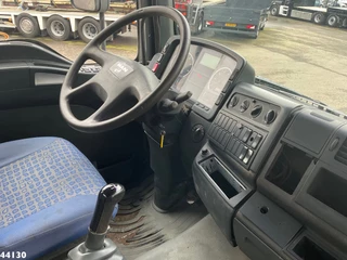 MAN TGA 2003 - 33.363 6x6 Kipper 12m³ Manual Full steel image 16