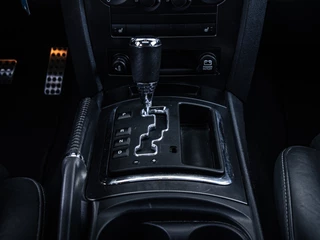 Jeep Grand Cherokee 2009 - 6.1 V8 Hemi SRT-8 | Youngtimer! obrazek 16