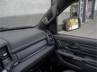 Dodge Ram 1500 2024 - 5.7 V8 4x4 Crew Cab Limited Night obrazek 57