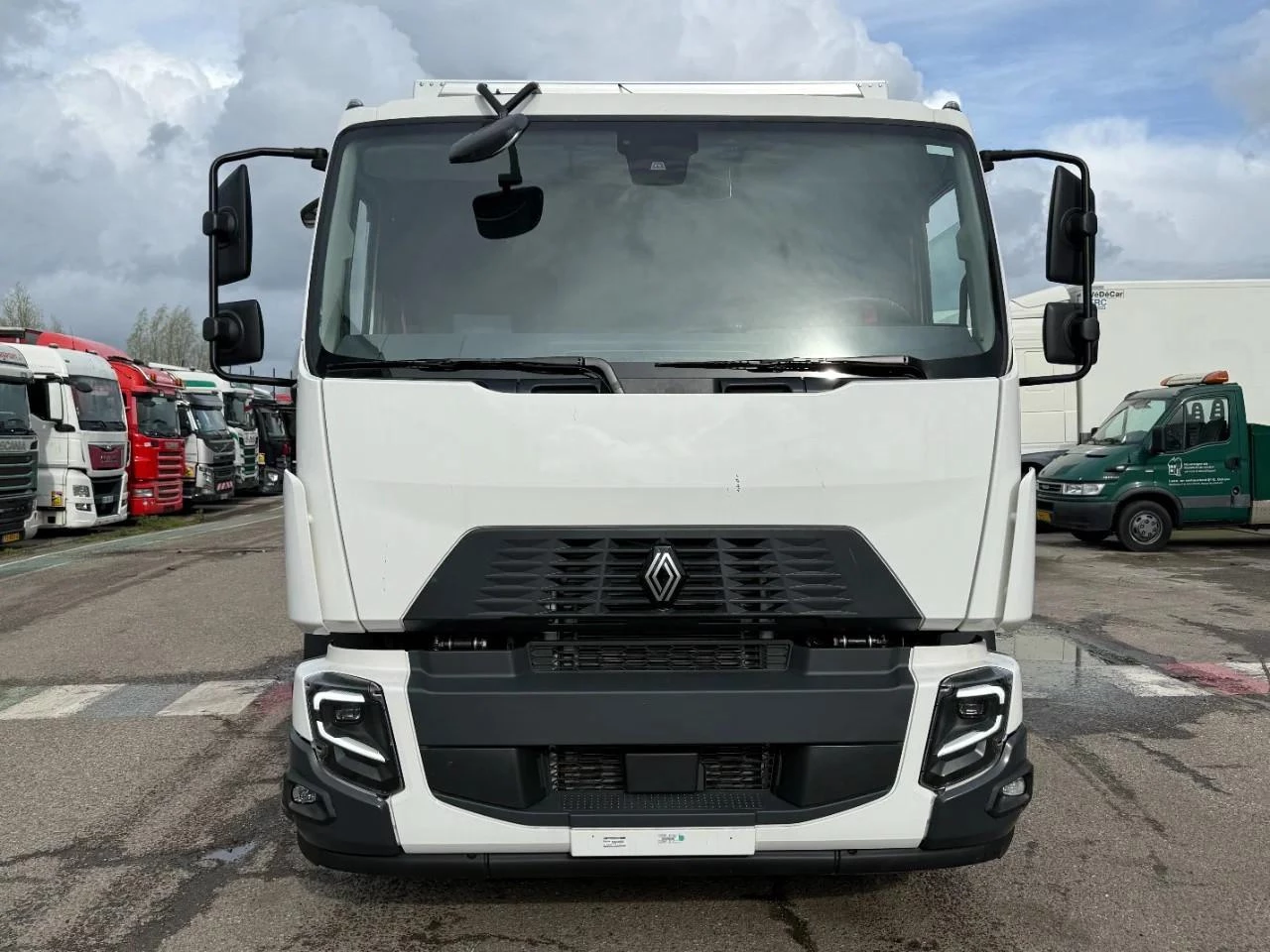 Renault D 2025 image 2
