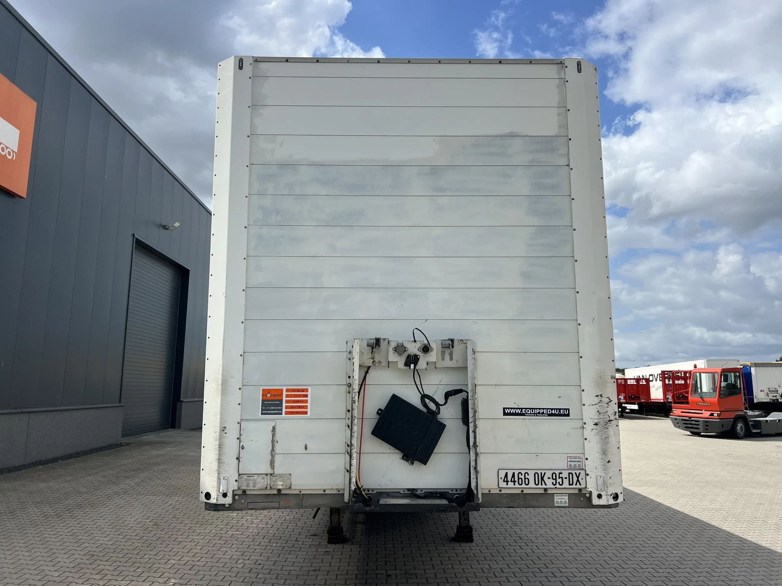 Schmitz Cargobull SKO 24 2008 - SKO24 / SAF DISC / 2x LIFTAXLE / GALVANIZED / NL-TRAILER afbeelding 5