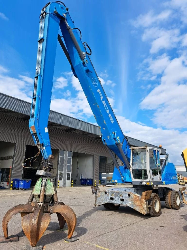 Fuchs 2011 - MHL 350 E afbeelding 2