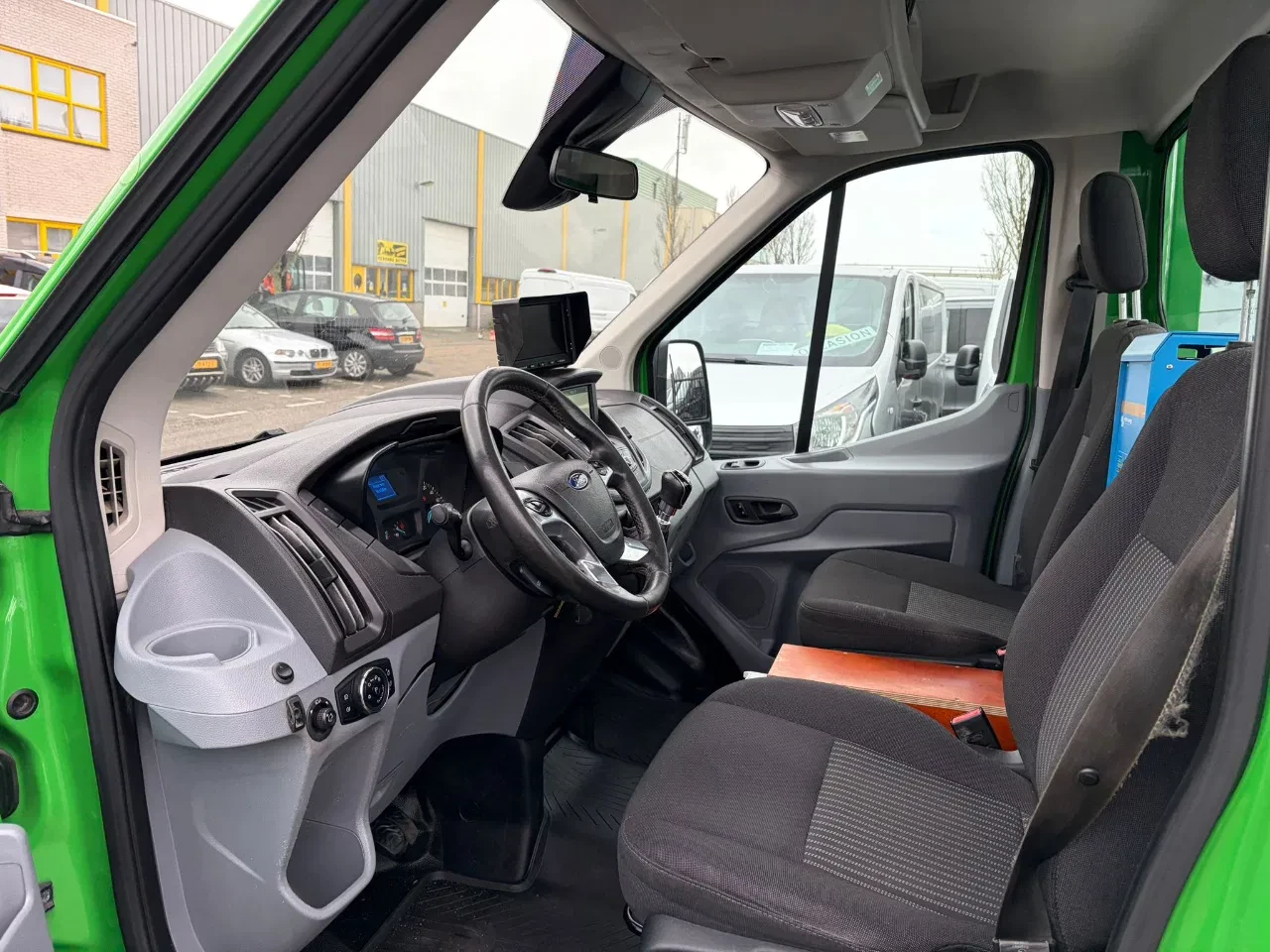 Ford Transit 2018 - 350 2.0TDCI Openlaadbak HIAB T-CLX013 Kraan Airco Cruisecontrol Trekhaak afbeelding 11