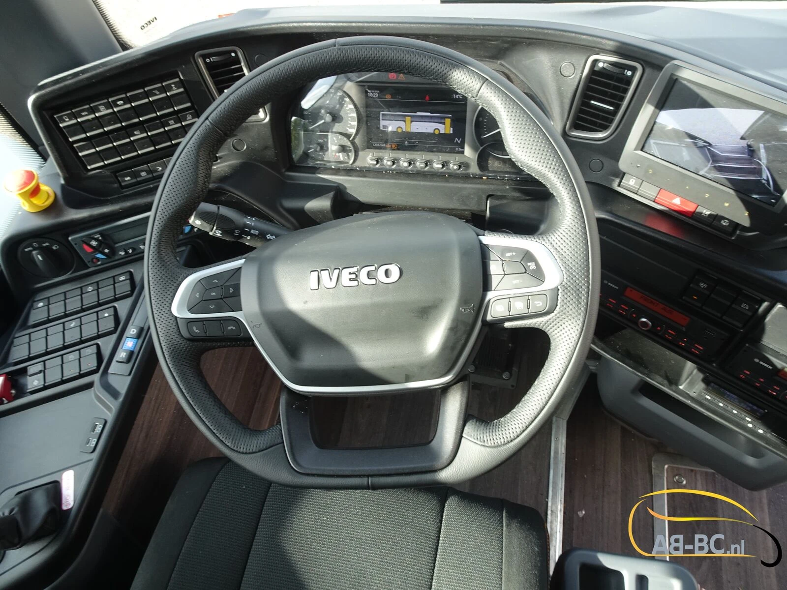 Iveco NEW 12.1 MTR Evadys, 53 Seats/WC 2 units on stock 2026 image 66