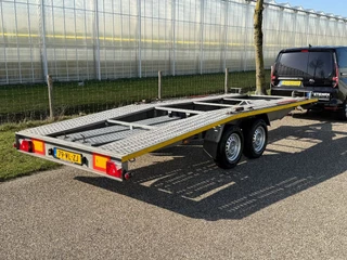 WEEKEND N/A 2015 - Car Transport bild 11