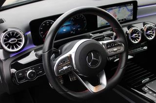 Mercedes-Benz A-Class 2020 - 250e AUT8 AMG Limited NIGHT PAKKET SFEER DISTRONIC CARPLAY obrazek 17