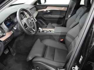 Volvo XC90 2025 - 2.0 T8 Plug-in hybrid AWD Plus Dark 7 persoons obrázek 2 náhled