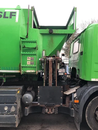 Scania P 2013 - P310 , 6x2 , CNG , Aut. , RHD , Garbage Truck image 8