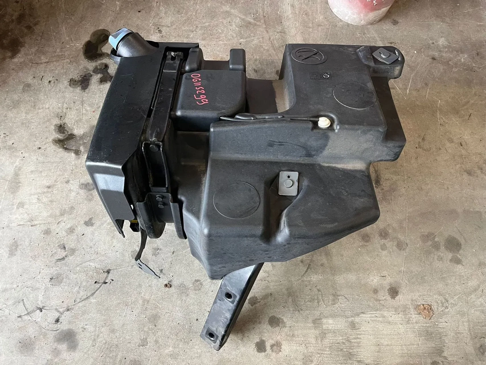 DAF - AdBlue tank 2018954 image 4