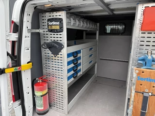 Ford Transit Custom 2020 - 2.0 TDCI / L2H1 / DUBBELE CABINE / 1e EIG. / INRICHTING / TREKHAAK / CAMERA / 6-PERS. zdjecie 8