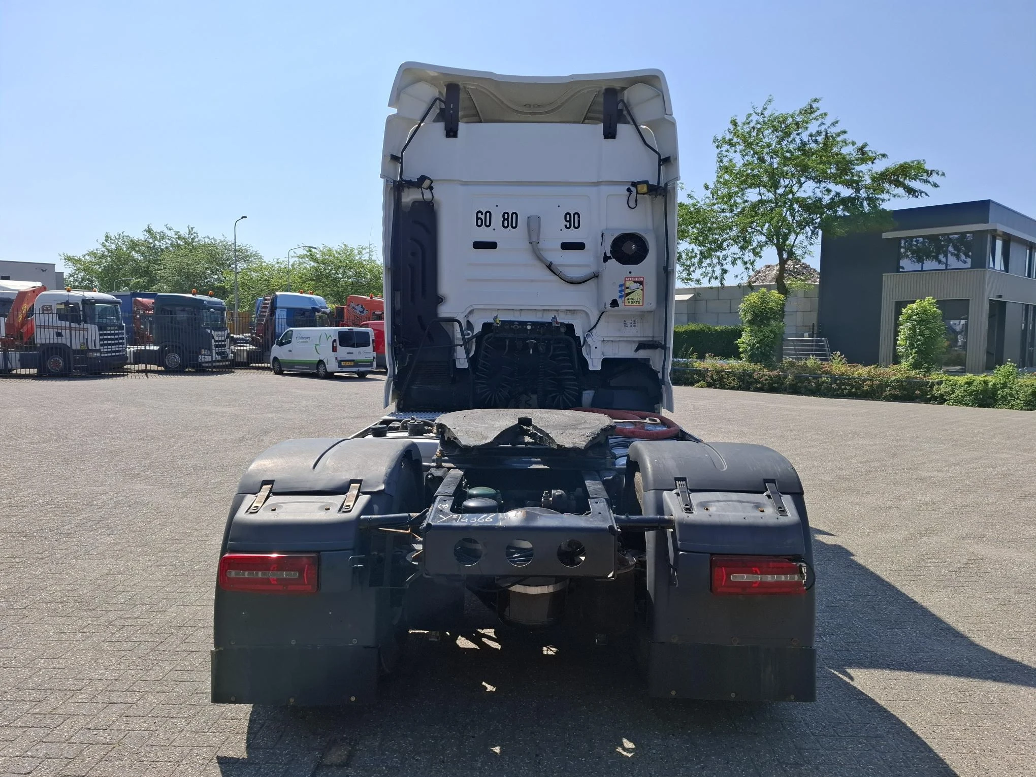 MAN TGX 2018 - 18.500 / INTARDER / HYDRAULICS / 725321 KM / PARK-AIRCO / ALCOA / FRIDGE / LWDS / AUTOMATIC / EURO-6 / 2018 immagine 4
