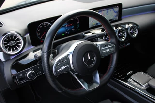 Mercedes-Benz CLA 2022 - Shooting Brake 180 AUT7 AMG NIGHT PAKKET PANORAMADAK SFEER CARPLAY TREKAAK MULTIBEAM KEY-LESS GO zdjecie 26
