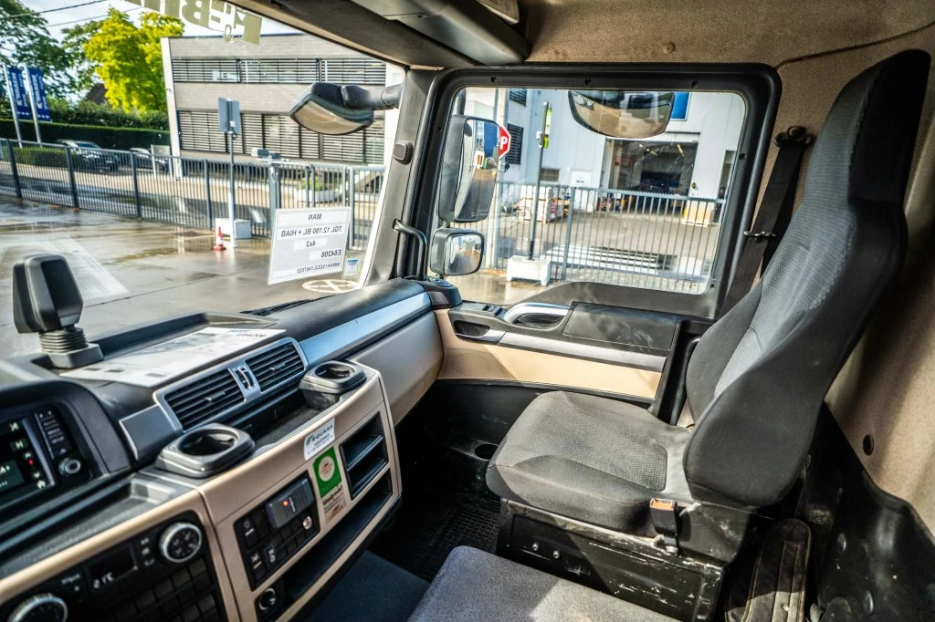 MAN TGL 2020 - 12.190 BL + HIAB 055 D-1 HIDUO obrázek 17