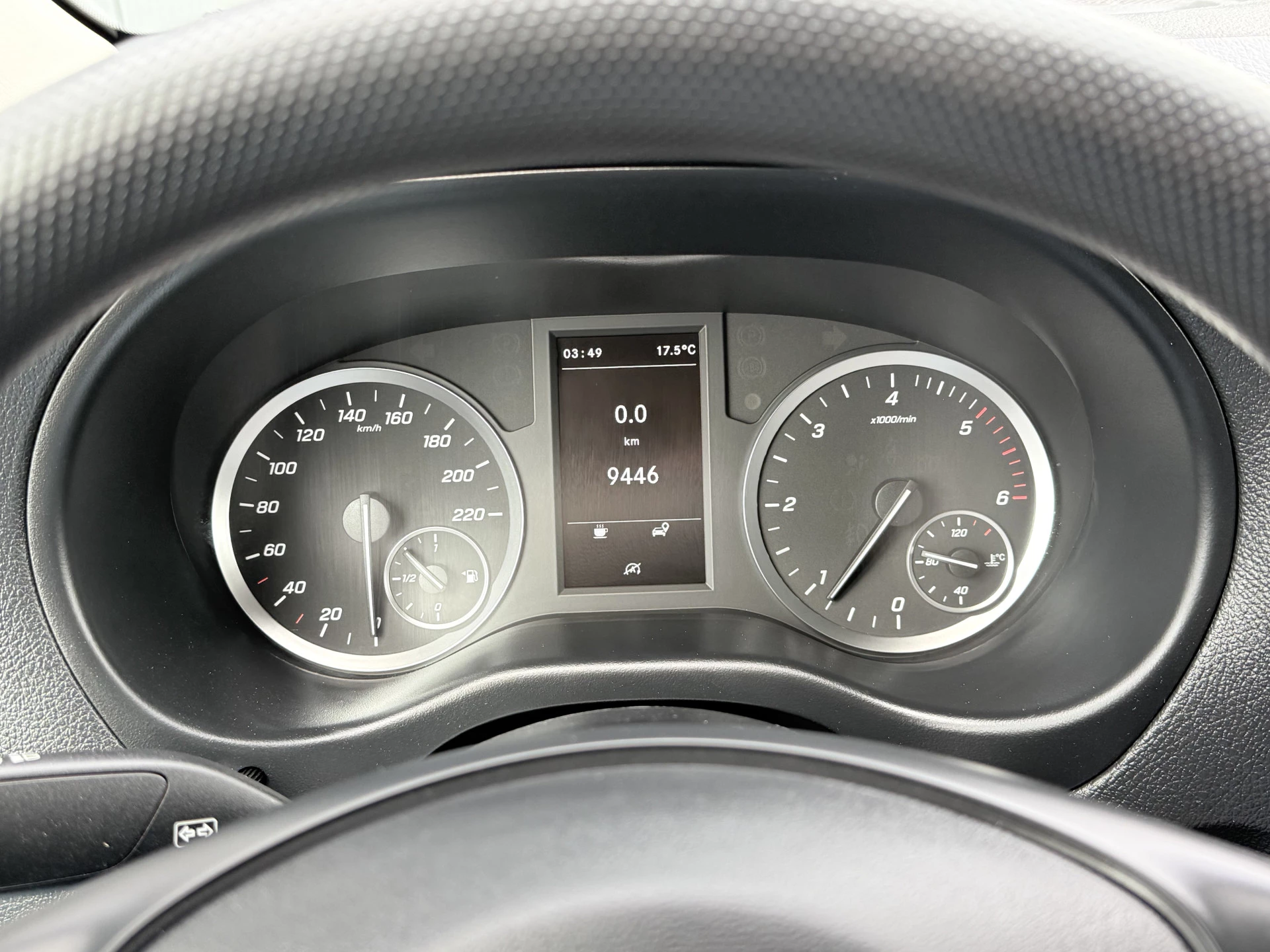 Mercedes-Benz Vito 2023 - 110 CDI / L2H1 / 1e EIG. / UNIEKE SORTIMO INRICHTING / 2x SCHUIFDEUR / **9.446 KM** / 3-ZITS image 22