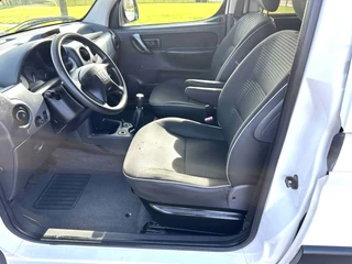 Peugeot Partner 2006 - MPV 1.4 XT Benzine 5 Persoons Bank Neerklapbaar!!! изображение 13