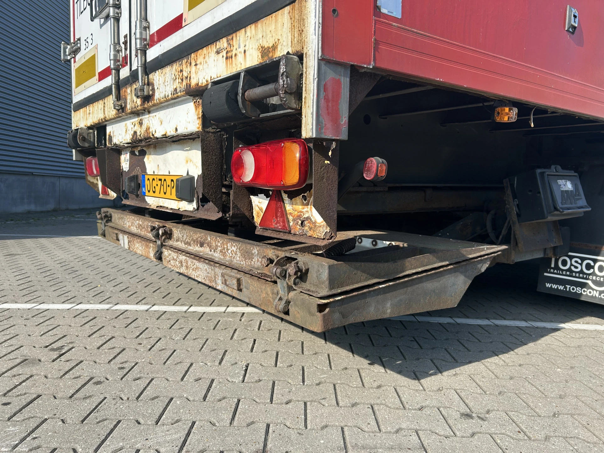 Pacton T3 001 2001 - / Box -> Damage / Schade Bild 7