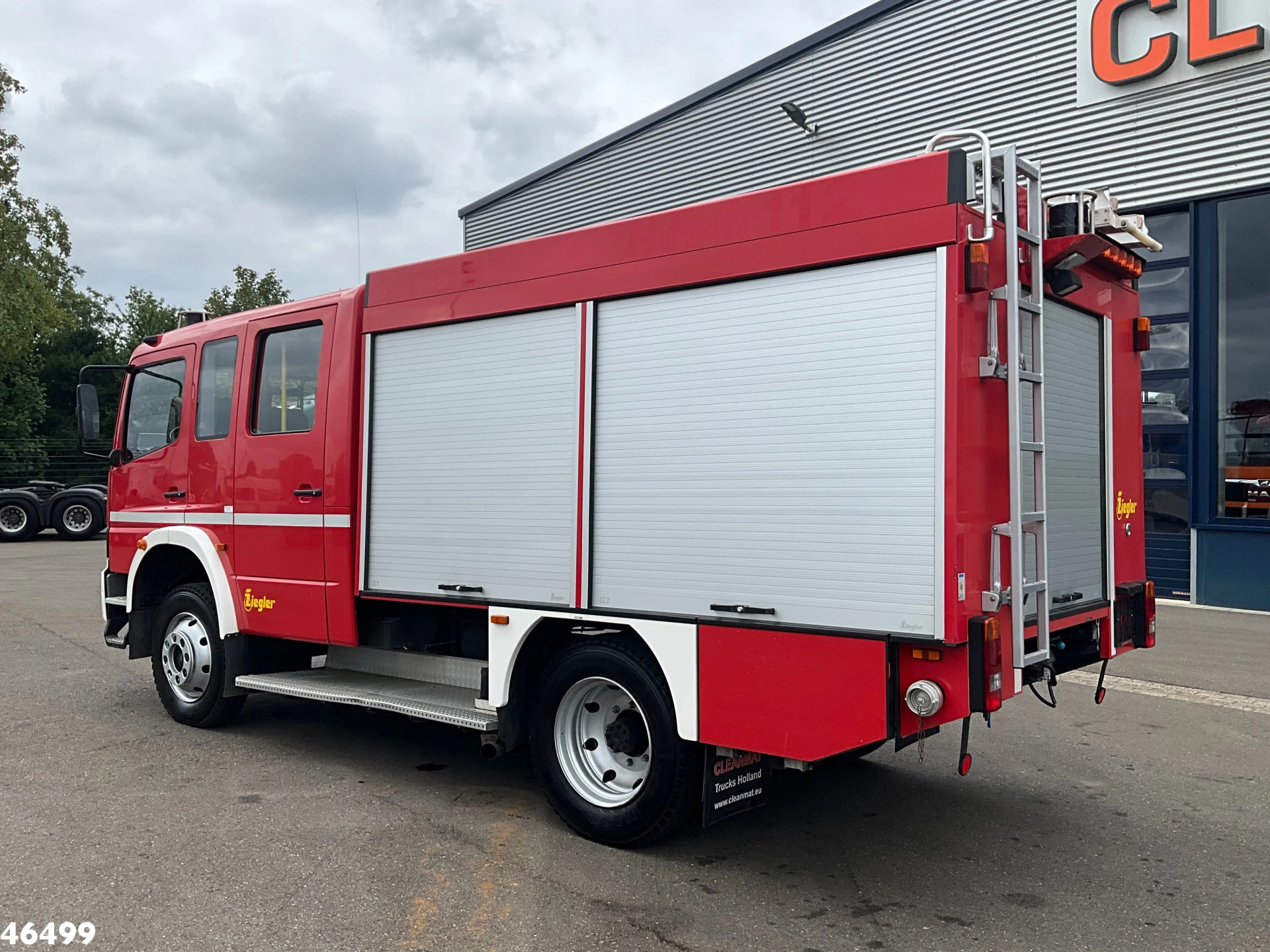 Mercedes-Benz Atego 2002 - 918 4x4 ZIEGLER Brandweer / materiaalwagen Just 17.693 km! afbeelding 8